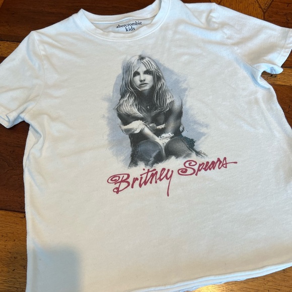 Abercrombie & Fitch Other - Britney Spears Abercrombie & Fitch T-Shirt